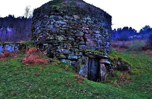 Lindoso Cottage | Stone house for 2 people in Gerês