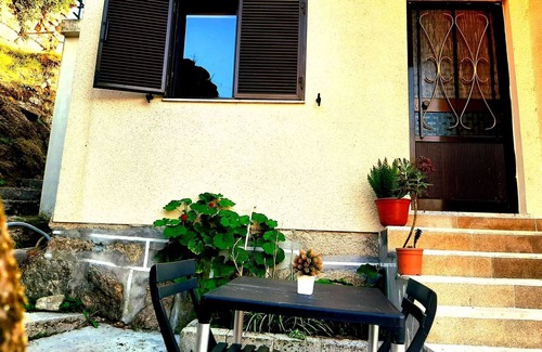 Lindoso Cottage | Stone house for 2 people in Gerês