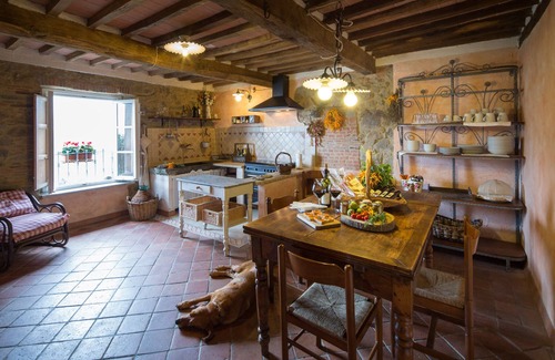 Boveglio House | Stone house with 4 double bedrooms and kitchen with fireplace