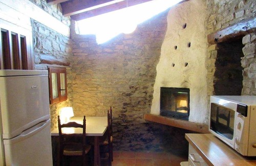 Tremp House | Stone house with views of the Congost de Mont-Rebei