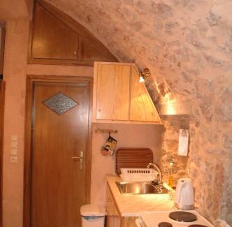 Avgonima House | Stoneapartments, Γ ΚΩΣΤΑΛΟΣ ΚΑΙ ΣΙΑ ΟΕ