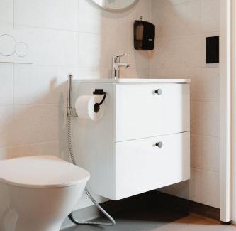 Larsmo Villa | Strandis Smokehouse Camping & Resort, Villas