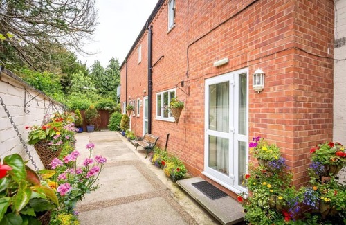 Frampton on Severn Apartment | Stratford Studios 2n