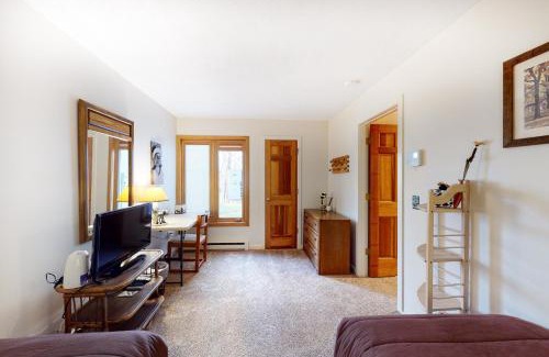 Stratton Mountain House | Stratton Hideway