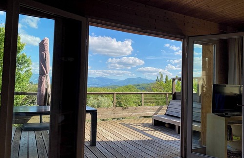 Saint-Antoine-l'Abbaye House | Straw and earth house, view of the Vercors, pets welcome