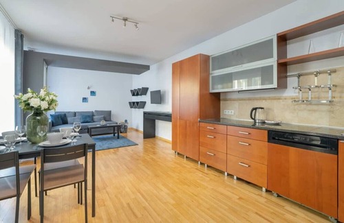 Poznan City Center Apartment | Strzałowa Apartment | Near City Centre| Parking