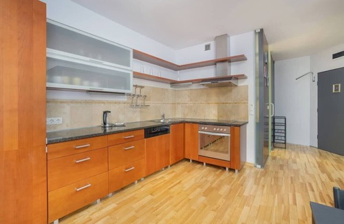 Poznan City Center Apartment | Strzałowa Apartment | Near City Centre| Parking