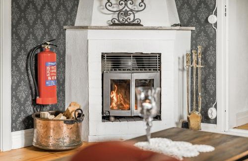 Vadstena Villa | Stubbegården - Unique swedish style with fireplace