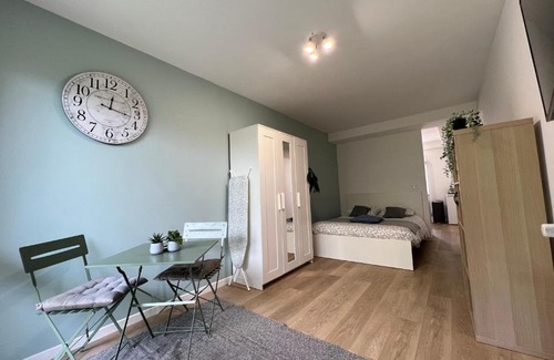 Larris-Maradas-Palette-Bocages Apartment | Studio à 550m de la gare (RER A)