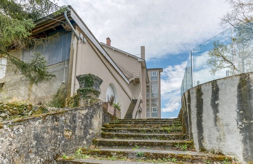 Arvillard Apartment | Studio '108' with shared pool, shared terrace and Wi-Fi