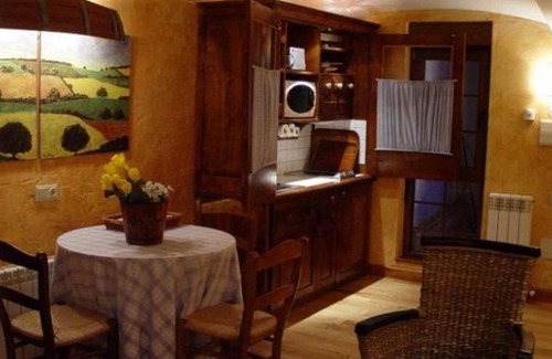 Olmedo House | Studio 2 Adults: 45 m² studio with lovely garden views