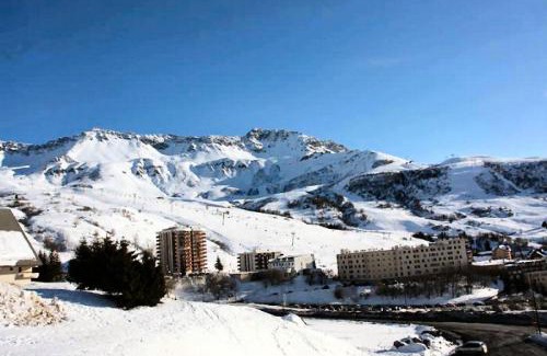 Saint-Francois-Longchamp Apartment | Studio 2 Personnes Confort MAE-9511