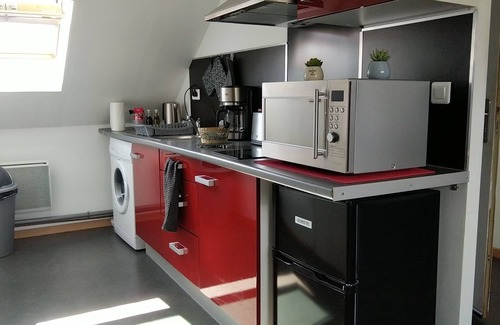 Henriville Apartment | Studio 20m2 near center and train station