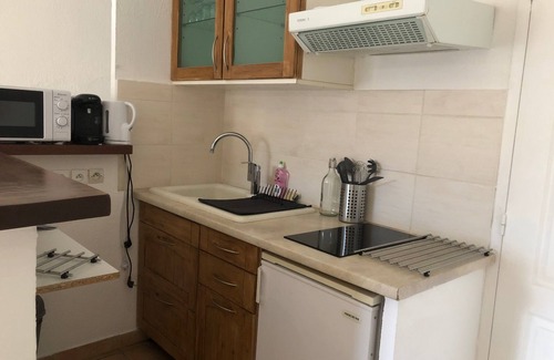 La Garde Apartment | Studio 4 pers à 10min à pied de la Plage - Violette