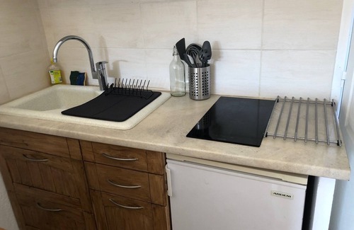 La Garde Apartment | Studio 4 pers à 10min à pied de la Plage - Violette