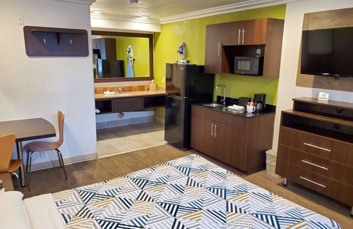 National City Hotel | Studio 6 National City, CA - Naval Base San Diego