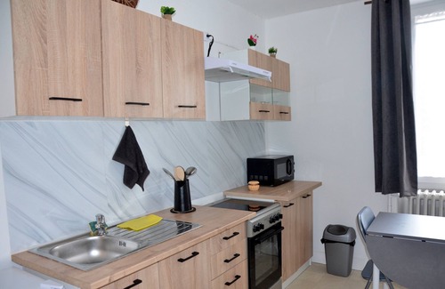 Chambon-sur-Voueize Apartment | Studio Apartment 'Au Bord De L'eau'