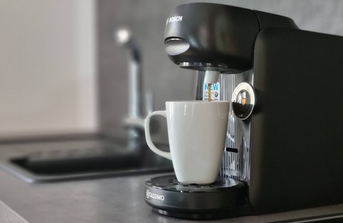 Holtensen Apartment | Studio Apartment 'Design-Wohnung In Göttingen' with Shared Terrace and Wi-Fi