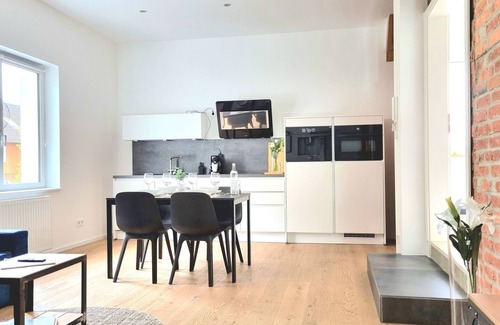 Holtensen Apartment | Studio Apartment 'Design-Wohnung In Göttingen' with Shared Terrace and Wi-Fi