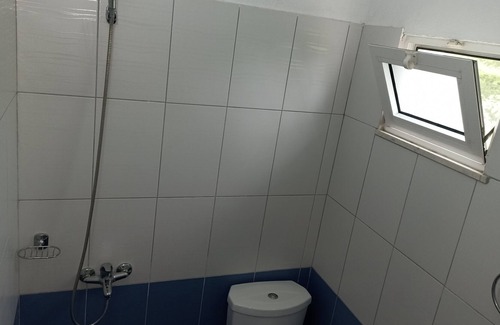 Qerek Apartment | Studio Apartment Hamallaj Beach