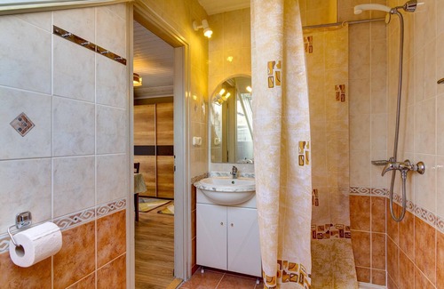 Heviz Apartment | Studio Apartment in Heviz 3