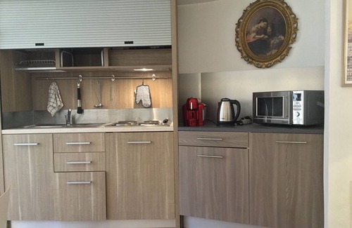 Zona XXVIII Tor de' Cenci Apartment | Studio apartment Rome Mostacciano