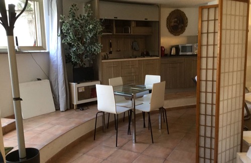Zona XXVIII Tor de' Cenci Apartment | Studio apartment Rome Mostacciano