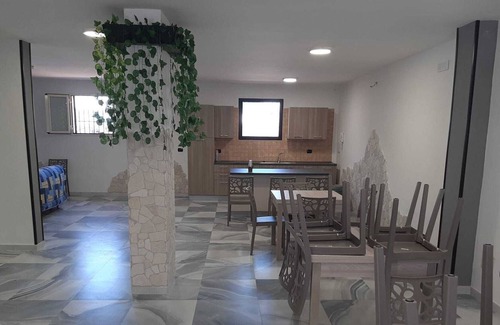 Fragagnano Apartment | Studio Apartment 'Sala Olimpo' with Private Terrace, Wi-Fi and Air Conditioning