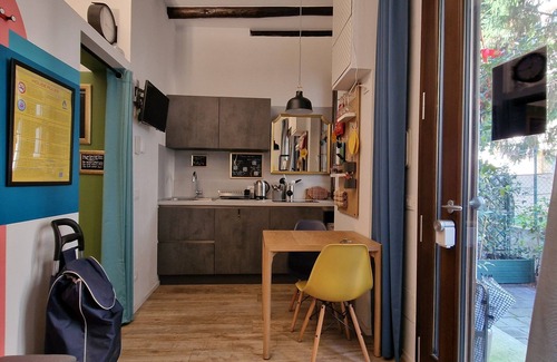 Padova Apartment | Studio apartment to get to know Padua on foot and reach Venice by river