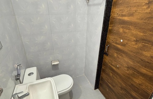 Arambol Apartment | Studio Arambol Hideaway R4 by Mukund Sadan Arambol