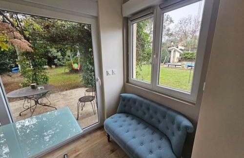 Parempuyre Apartment | Studio avec terrasse et tonnelle