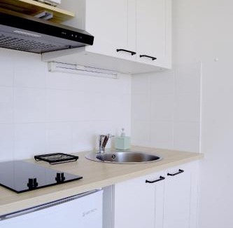 Cenon Apartment | Studio Belle vue Bordeaux - Parking privé - Netflix - Tram A