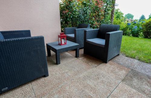 Caslano Apartment | Studio by the Pool