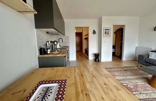 Monetier-les-Bains Apartment | Studio cabin for 4 with balcony, near shops and free shuttle
