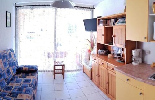 Plage d'Argeles Apartment | Studio Cabine avec Piscine à 200m Plage - 4 Couchages, Parking Privatif, Argelès-sur-Mer - FR-1-388-20