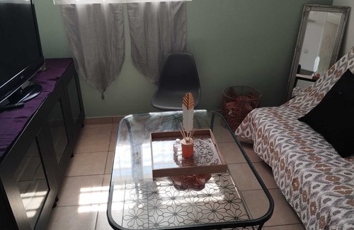 Mitry-Mory Apartment | Studio Charmant et Idéalement Situé