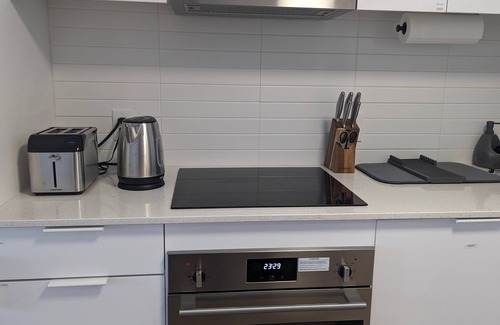 Latin Quarter Apartment | Studio Chic au cœur de Montréal, à côté de tout