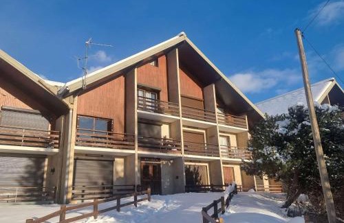 Saint-Michel-de-Chaillol Apartment | Studio cosy 4 pers avec balcon, centre station, proche ski/rando - FR-1-393-81
