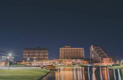 Sao Goncalo Apartment | Studio contemporâneo no Parque Una com garagem