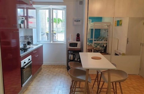 Beaumont Saint-Cyr Apartment | Studio Cyrbordo Proche Futuroscope/Poitiers Nord