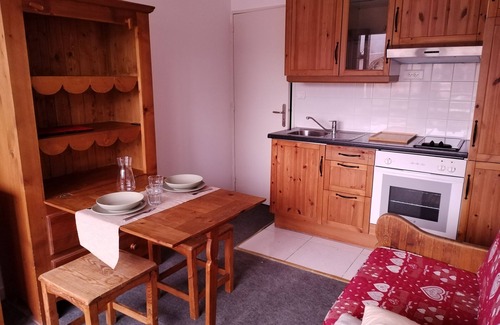 Les Rousses Apartment | Studio Dans Résidence Avec Piscine Couverte