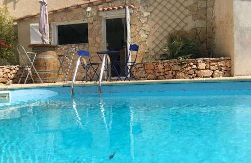 Ensues-la-Redonne Apartment | Studio Ensuès la Redonne à 1200 mètres de la mer