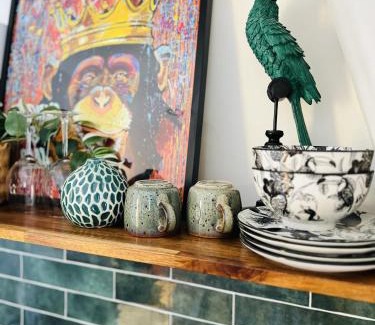 Enghien-les-Bains Apartment | Studio Exotique Hyper-Centre Enghien 12min Paris