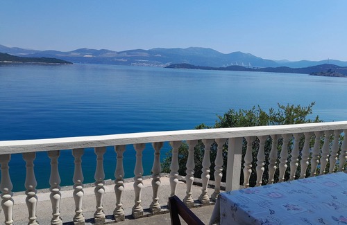 Dubrava Apartment | Studio flat near beach Cove Pještata, Pelješac (AS-14440-b)