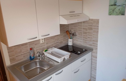 Racisce Apartment | Studio flat near beach Račišće, Korčula (AS-4360-b)