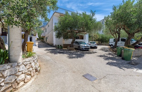 Tucepi Apartment | Studio flat with terrace Tučepi, Makarska (AS-22005-b)