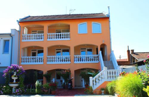 Sturovo House | Studio Florida