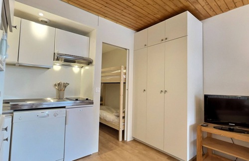 Le Cret Apartment | Studio for 4 in Val-d'Isère, south-facing balcony