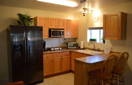 Apache Junction House | Studio Guest house on a 1.5 acre fenced property