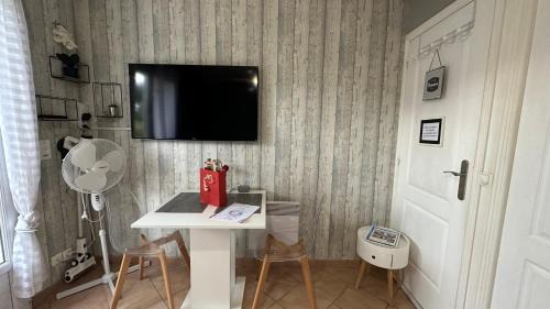 Vidauban House | studio indépendant dans villa avec piscine jacuzzi